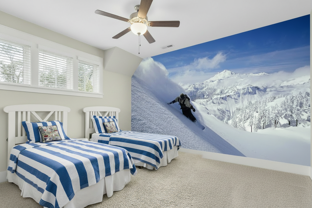 Room with plain wall